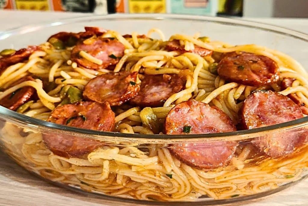 Macarronada de calabresa